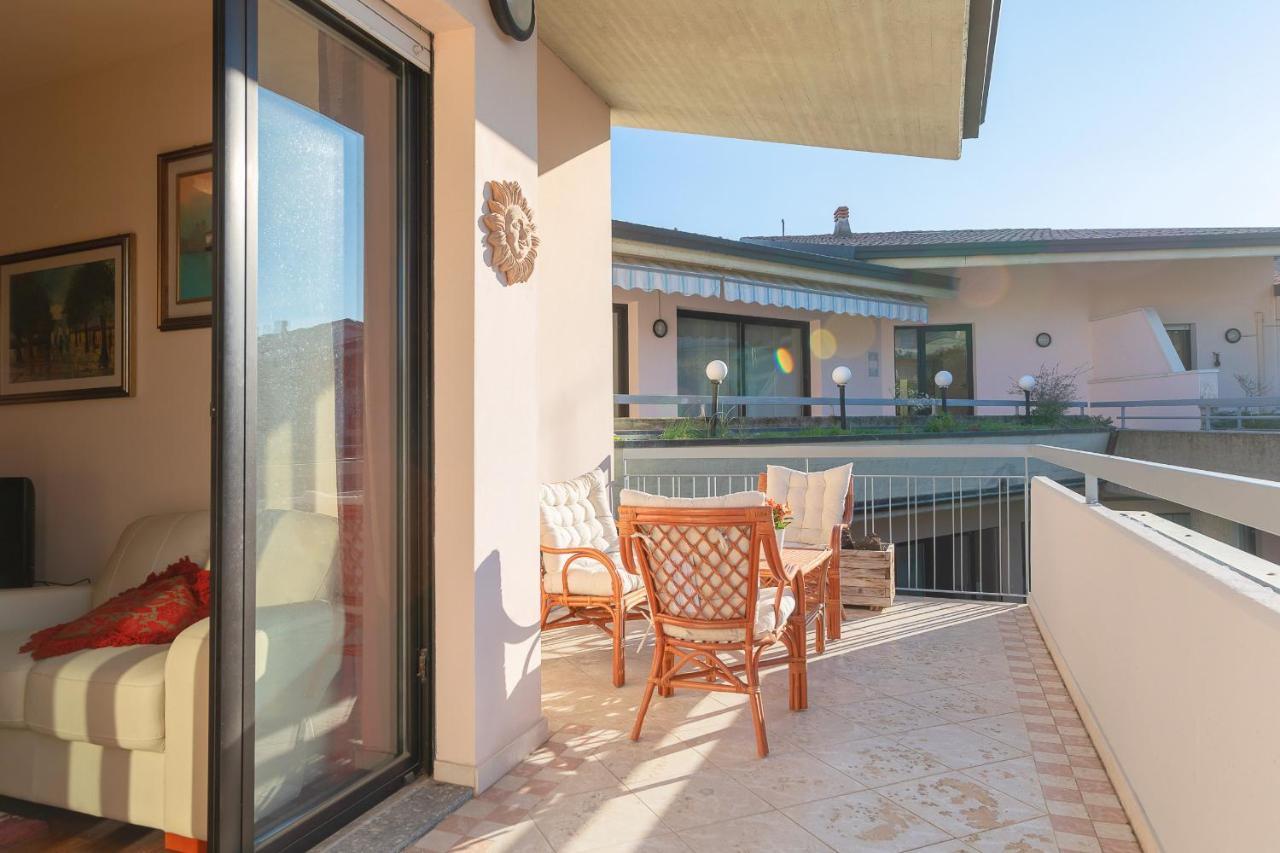 Kristall Lago 233 Apartment By Wonderful Italy 代森扎诺-德尔加达 外观 照片